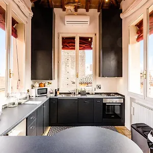 Altabella Panoramic Tower Apartment Bologna
